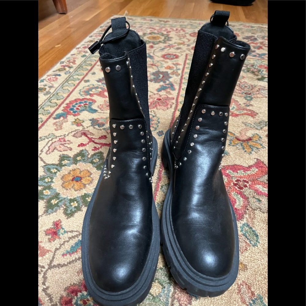Black boots